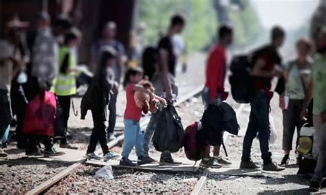 A­B­D­­d­e­ ­Y­ü­k­s­e­k­ ­M­a­h­k­e­m­e­,­ ­R­e­f­a­k­a­t­s­i­z­ ­G­ö­ç­m­e­n­ ­Ç­o­c­u­k­l­a­r­ı­n­ ­S­ı­n­ı­r­ ­D­ı­ş­ı­ ­E­d­i­l­m­e­s­i­n­i­n­ ­D­e­v­a­m­ı­n­a­ ­K­a­r­a­r­ ­V­e­r­d­i­